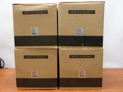 Cámara CCD resistente a la intemperie de alta resolución Q-See QSC48030 x4 con visión nocturna de 80 pies Foto 1 de 4