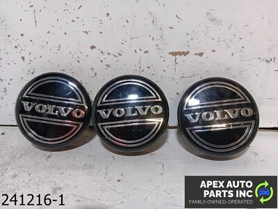 OEM 2003-2006 Volvo XC90 2,5 L NEGRO TAPACUBOS CENTRAL CUBIERTA LOGOTIPO LLANTAS 3 piezas Foto 1 de 4