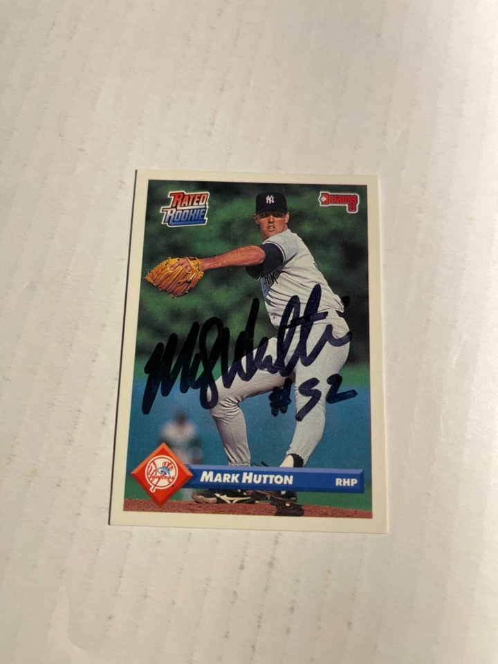 New York Yankees MARK HUTTON Signed Card - Image 1 of 1