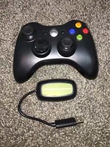 Voyee Xbox 360 Controller di Gioco Wireless con Ricevitore Telecomando M# NJP216A Testato - Foto 1 di 8