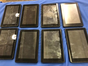 Amazon Kindle Lot of 8 BROKEN FOR PARTS D01400 As is - Picture 1 of 3