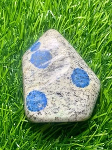 760 Karat schöner K2 (Granit mit Azurit) freier Schaum. - Bild 1 von 7