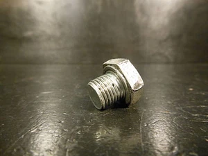 1976 Yamaha XT500 XT 500 TT500 TT 500 Motor Oil Drain Nut - Picture 1 of 1