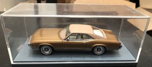 Modelo de coche Neo Scale Models 1969 Buick Riviera GS dorado/beige/blanco - 1:43 - Imagen 1 de 17