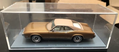 Modelo de coche Neo Scale Models 1969 Buick Riviera GS dorado/beige/blanco - 1:43 Foto 1 de 4