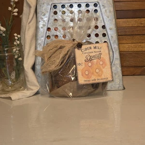 Display Fake Food Prop Faux Halloween Fall Cider Mill Cinnamon Sugar Donut  - Picture 1 of 5