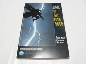 BATMAN THE DARK KNIGHT RETURNS FRANK MILLER ALAN MOORE KLAUS JANSON 1986 RARE!!! - Picture 1 of 3