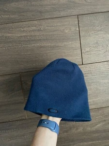 Vintage Y2K Oakley Gorpcore Embroidered Logo Beanie Hat Men’s Blue Double Sided - Picture 1 of 5