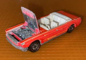 Vintage 1983 Hot Wheels Pink Mustang '65 Convertible Hood Opens Rare Original ++ - Picture 1 of 8