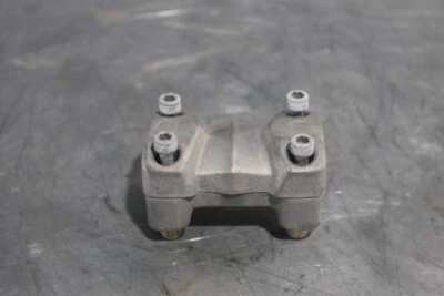 2017 POLARIS AXYS PRO RMK 600 HANDLEBARS HANDLE BARS CLAMP MOUNT #2725 - Image 1 of 4