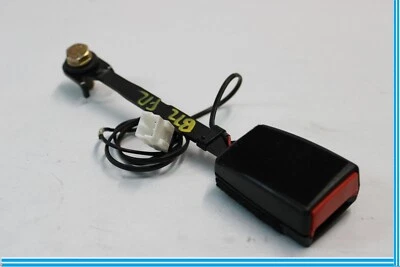 Hebilla de cinturón de seguridad delantero derecho pasajero Maserati Quattroporte 05 06 07 08 | Foto 1 de 4