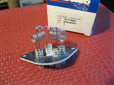 Новый из старых запасов 1984 Chevrolet Corvette, 1982-1983 S10, резистор двигателя вентилятора, 526897 - Изображение 1 из 2