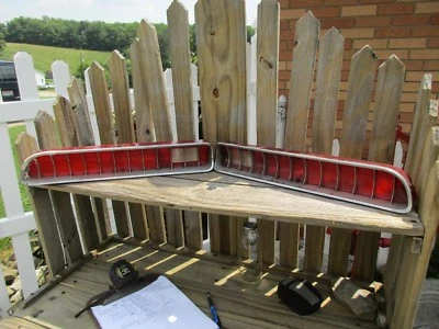 1970 CHRYSLER NEWPORT CUSTOM TAILLIGHTS/LENSES - Image 1 of 4