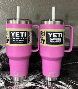 Neu 2er-Pack Yeti Trinkbecher mit Strohhalmdeckel - Wildblume Fuchsia - 42 Unzen - Bild 1 von 3