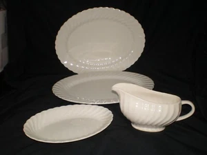 Bandeja/bandeja para bote con salsa Johnson Bros England Regency Blancanieves 3 remolinos - Imagen 1 de 8