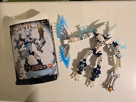 LEGO BIONICLE GLATORIAN LEGENDS GELU (8988) 100% complete w/ canister. no manual