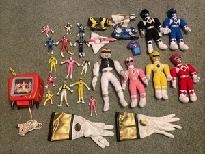 Lotto action figure bambole Saban Mighty Morphin Power Rangers vintage anni 90 + altro - Foto 1 di 10