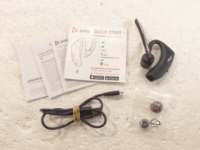 Poly Plantronics Voyager 5200 Single-Ear Wireless Bluetooth Headset Black WORKS! - Image 1 of 4