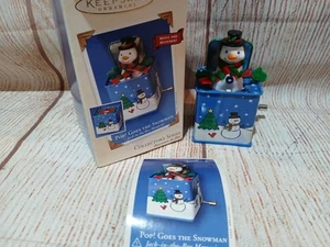 2003 Hallmark Keepsake Ornament POP! GOES THE SNOWMAN Jack-In-The-Box Musical - Imagen 1 de 2