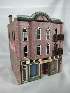 Red Arrow Lines DT-106 HO Scale laser cut Haywood Building Craftsman Kit. - Picture 1 of 9