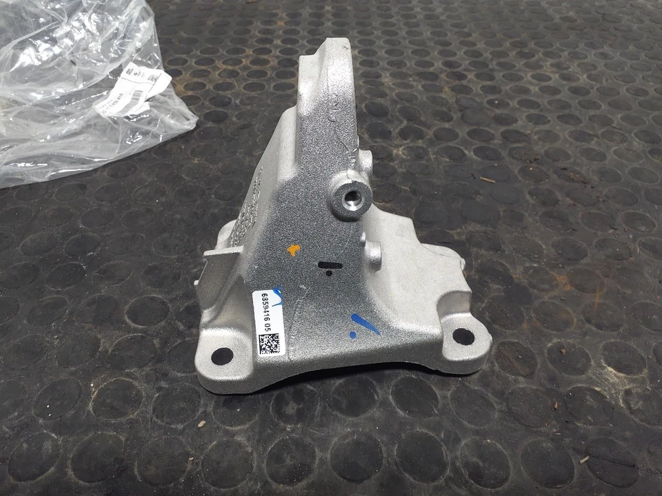 BMW 4 SERIES GRAN COUPE Engine Mount 2014-2020 22116859416 - Image 1 of 4