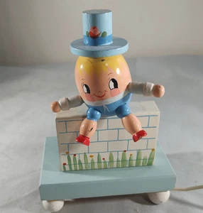 Vintage Child's Nightlight Featuring Humpty Dumpty Character Nursery Room - Picture 1 of 11