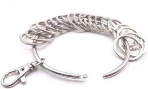 Ex Large 98mm,4"Hinged Strong Easy Open,Key Ring,jailers,& 10 x  25mm split ring - Foto 1 di 8