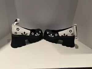Lamoda Mary Jane klobige Damenschuhe geteilter Ton Puppe Blume Depop-Absatz Größe 7 - Bild 1 von 6