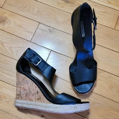 Sandalias de cuña Charles David Olivia de cuero negro talla 8 1/2 Foto 1 de 4