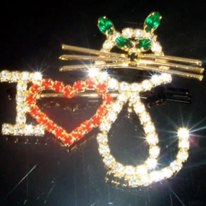 Brooch I love Cats Crystal Gorgeous brooch Red crystal Love Heart /Green eyes - Picture 1 of 2
