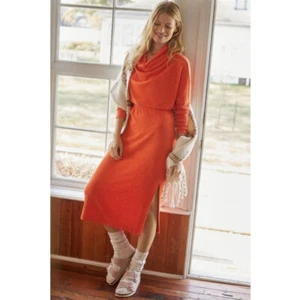 Maxi Vestido Anthropologie Práctica Diaria Cuello Capucha Drapeado Rojo Caramelo NUEVO XS - Imagen 1 de 9