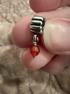 Genuino Pandora Plata y Cornalina Rojo Julio Piedra de Nacimiento Cuelga Dije 790166CAR Foto 1 de 4