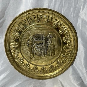 Vintage Brass Wall Plate 30cm - Picture 1 of 3