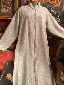 STUNNING V.WARM Orvis Thick Zip Up Dressing Gown/Long cardigan, POCKETS, IN VGC. - Picture 1 of 8