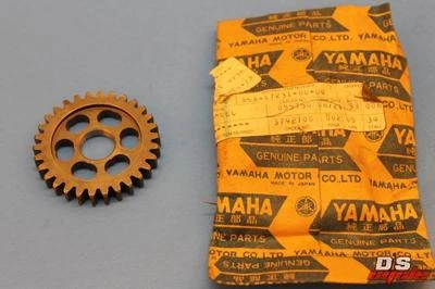 NOS YAMAHA GT1 MX80 DT80 GT80 RD60 3RD GEAR PART# 353-17231-00-00 - Image 1 of 4