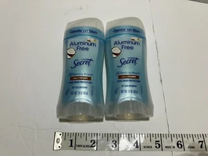 Lot of 2 Secret Aluminum Free Dry Solid Deodorant Notes Of Coconut 2.4 Oz (68 g) - Picture 1 of 2