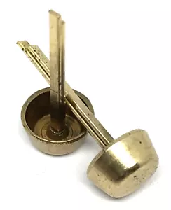 TASCHENFUSS - BODENGLEITER 50 Stück MESSING gold 10mm als ERSATZTEIL/DIY NEU - Bild 1 von 4