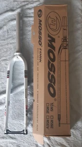 MOSSO M5  ALUMINUM 7005 RIGID FORK DISC BRAKE WHITE-RED GLOSS MTB 26"/27.5"/29 " - Picture 1 of 4
