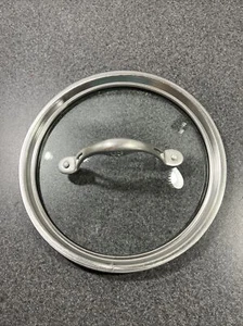 Calphalon One Non-stick 8 1/2" lid cover for 3 1/2 qt pot - Picture 1 of 3