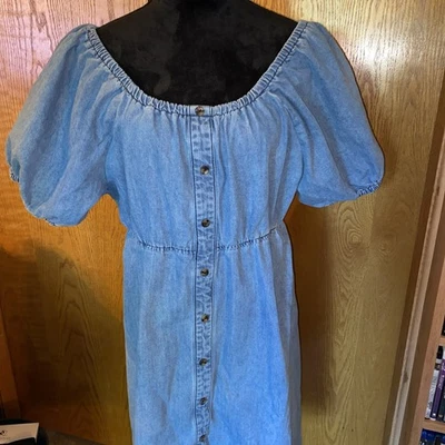 Джинсовое платье с открытыми плечами женское XL короткий рукав  - Изображение 1 из 4