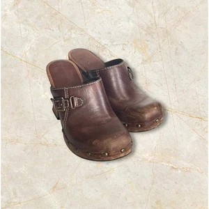 MIA Wooden Clogs Mules Y2K Brown Distressed Leather Size 7 Chunky Heel - Picture 1 of 11