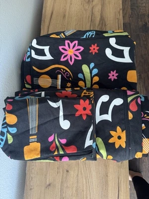 Juego de funda The Nugget Couch X Disney’s Coco en muy buen estado Foto 1 de 2