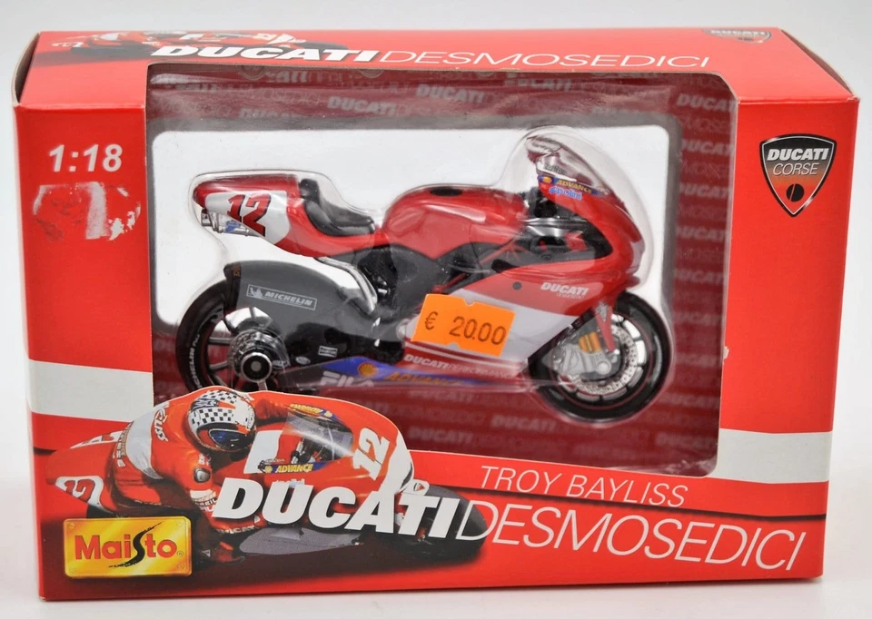 DIE CAST 1/18 " DUCATI DESMOSEDICI - TROY BAYLISS " DUCATI CORSE MAISTO - Immagine 1 di 1