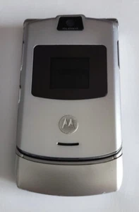 MOTOROLA RAZR V3 COLORE GRIGIO - Foto 1 di 7