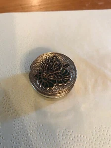 Star Sign Vintage Small Round Metal-Trinket Pill Box - Picture 1 of 1