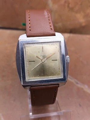 Reloj Vintage Raro Luch 2209 Cuadrado URSS Mecánico Foto 1 de 4