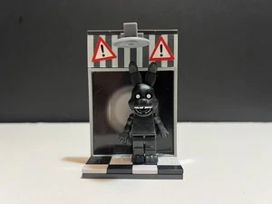 McFarlane Five Nights At Freddy’s FNAF Shadow Bonnie With Office Door Set 12681 - Picture 1 of 7