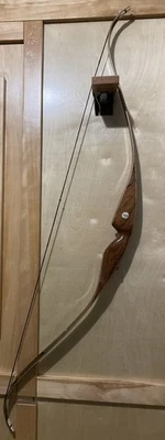 Bear Archery Recurve Bow “ Grizzly”    58”    45#   Right Hand - Image 1 of 4