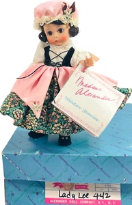 Vitrina miniatura 8 pulgadas Muñeca Lady Lee 442 Serie Internacional Madame Alexander - Imagen 1 de 12