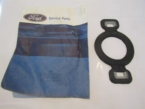 NOS 1983 1984 85 86 1987 1988 FORD THUNDERBIRD REAR SEAT SPEAKER MOUNTING STRAP - Picture 1 of 3